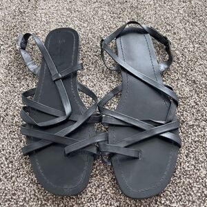 Wild Diva size 10 black strappy sandals